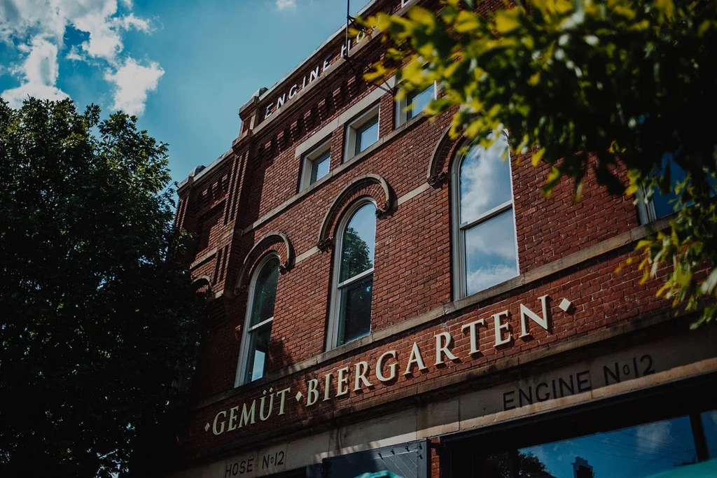 Gemüt Biergarten, a historical brick building, formerly Engine N°12 fire station.