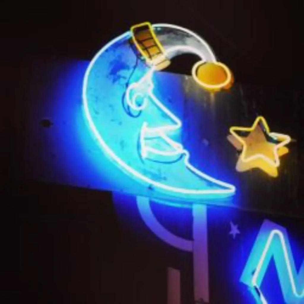 Nite Cap Bar