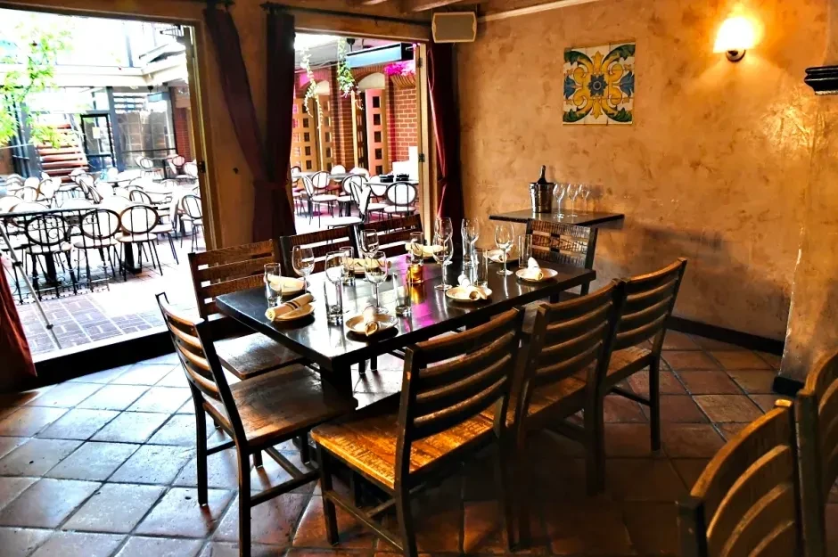 The Cigar Bar & Grill