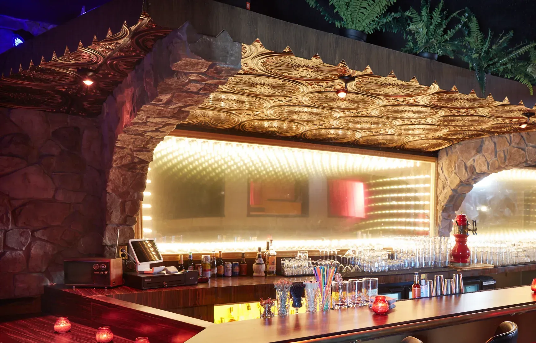 Thee Stork Club