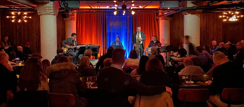Live jazz performance at Winter's Jazz Club.