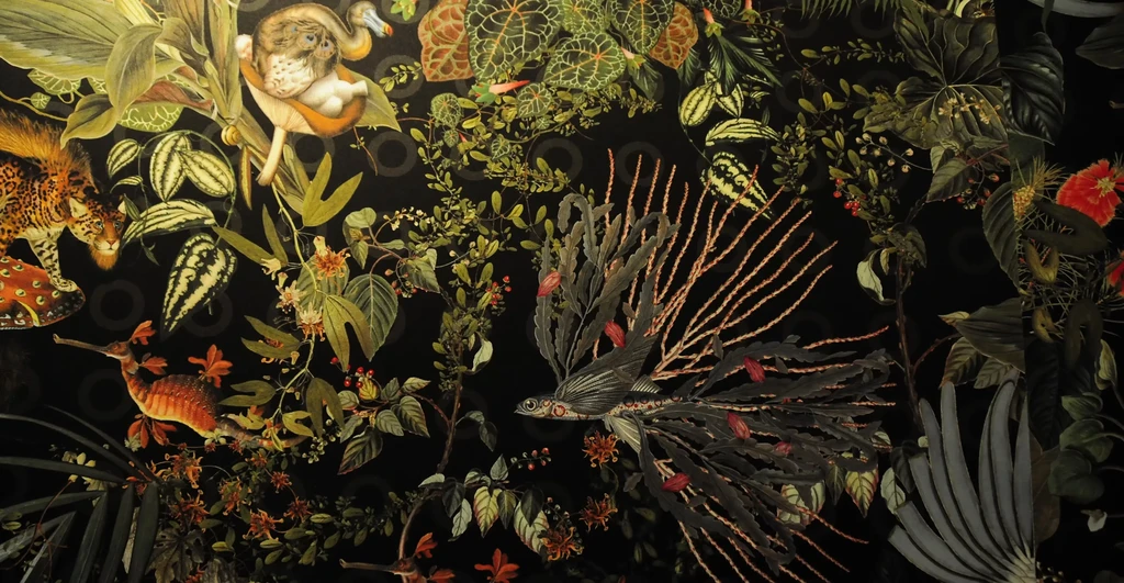 Detailed dark jungle wallpaper with leopard, dodo, and sea dragon.