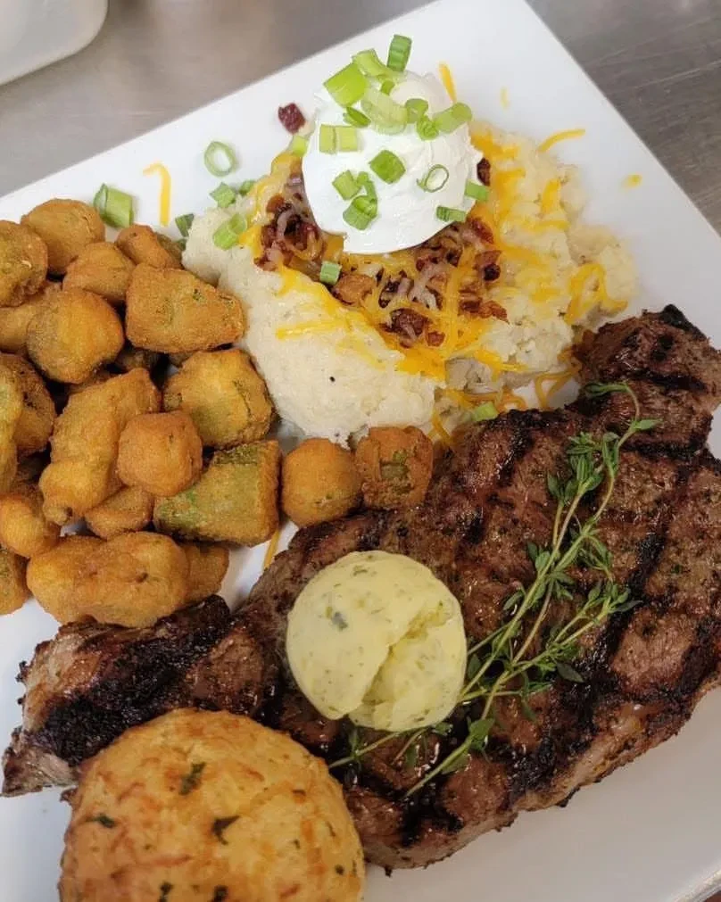 O'Neals Sportsbar & Grill On the Water