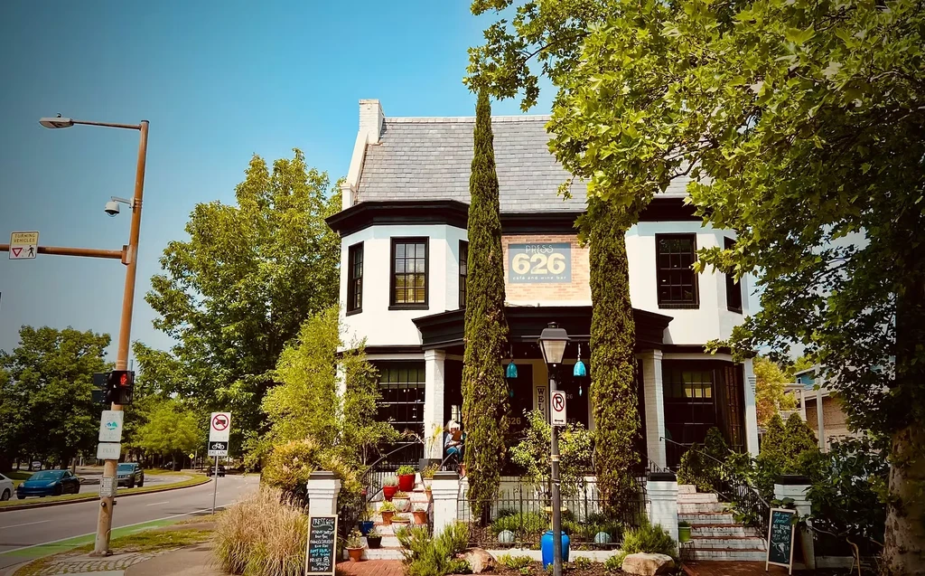 PRESS 626 Cafe and Wine Bar with bay windows and patio.
