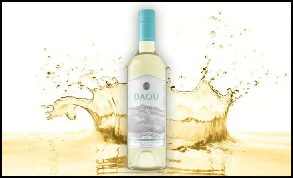 DAOU 2020 Sauvignon Blanc bottle, blue cap, surrounded by golden splash.