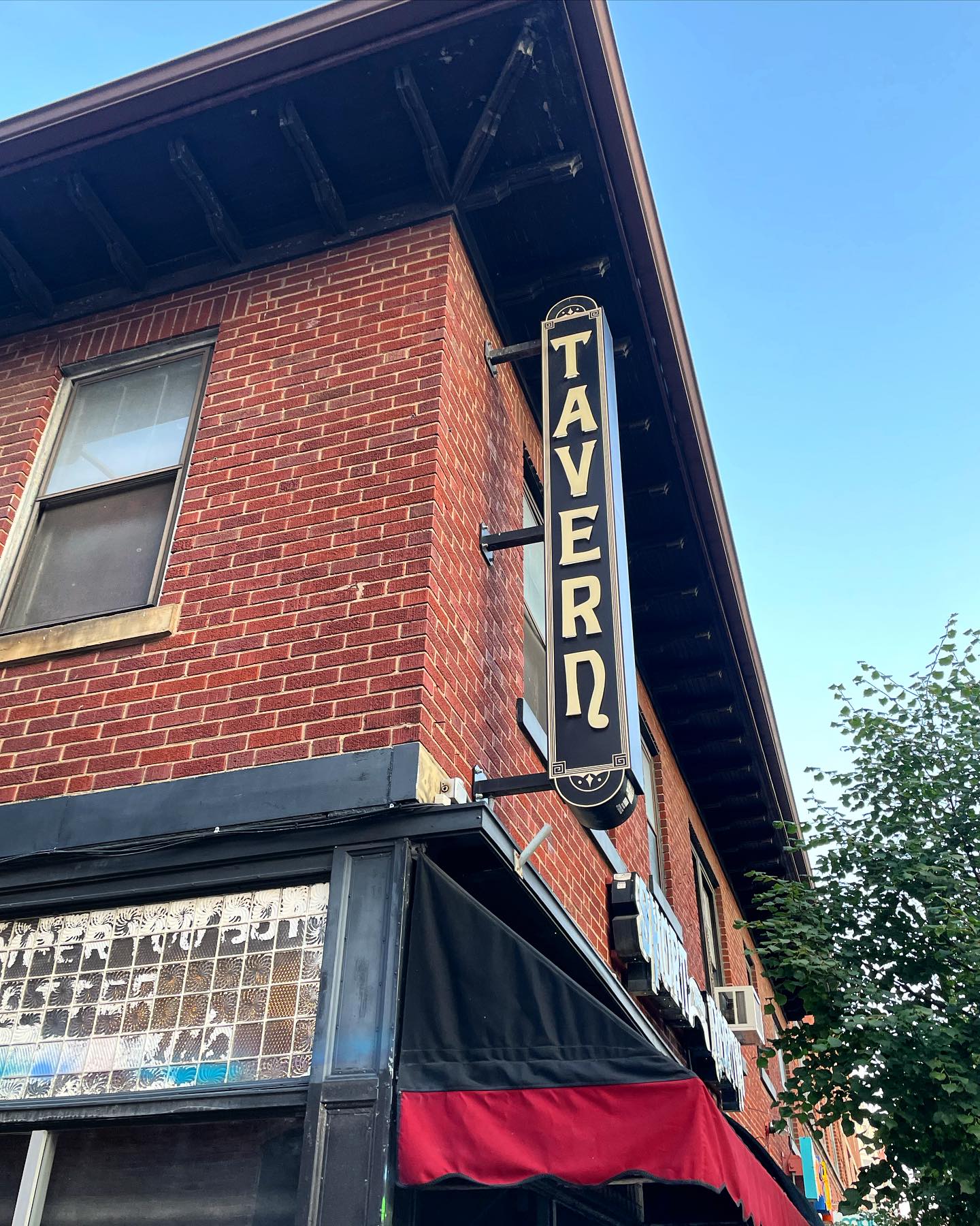 Short North Tavern logo