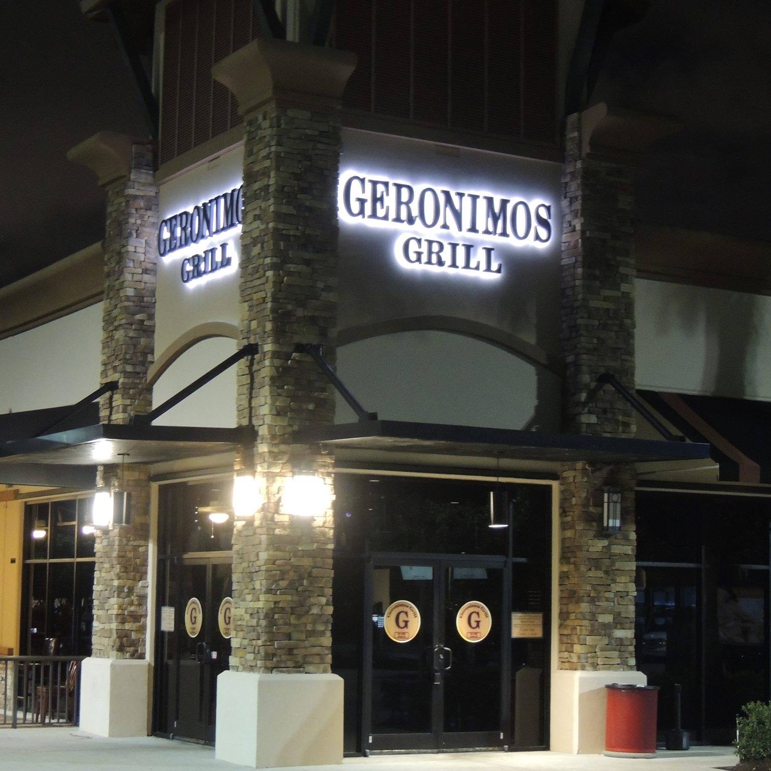 Geronimos Grill logo