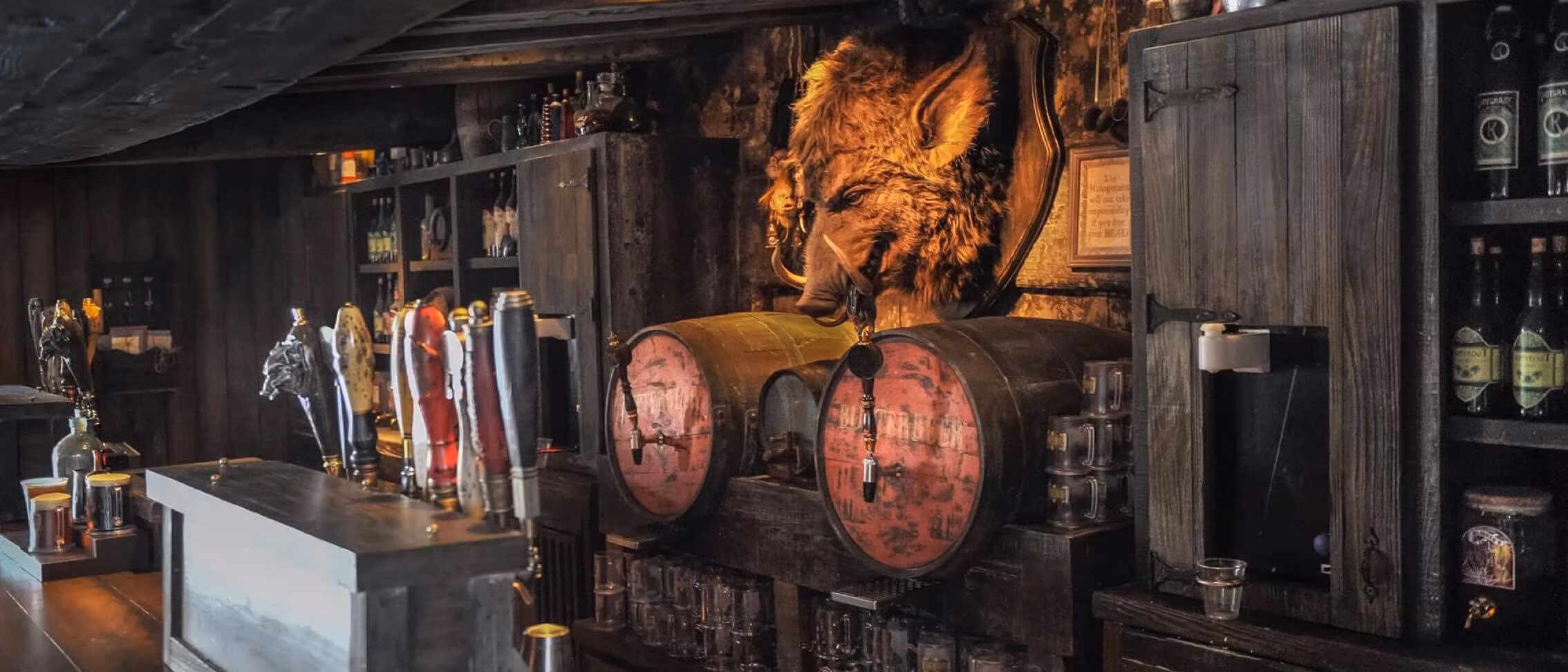 Hog's Head Pub logo
