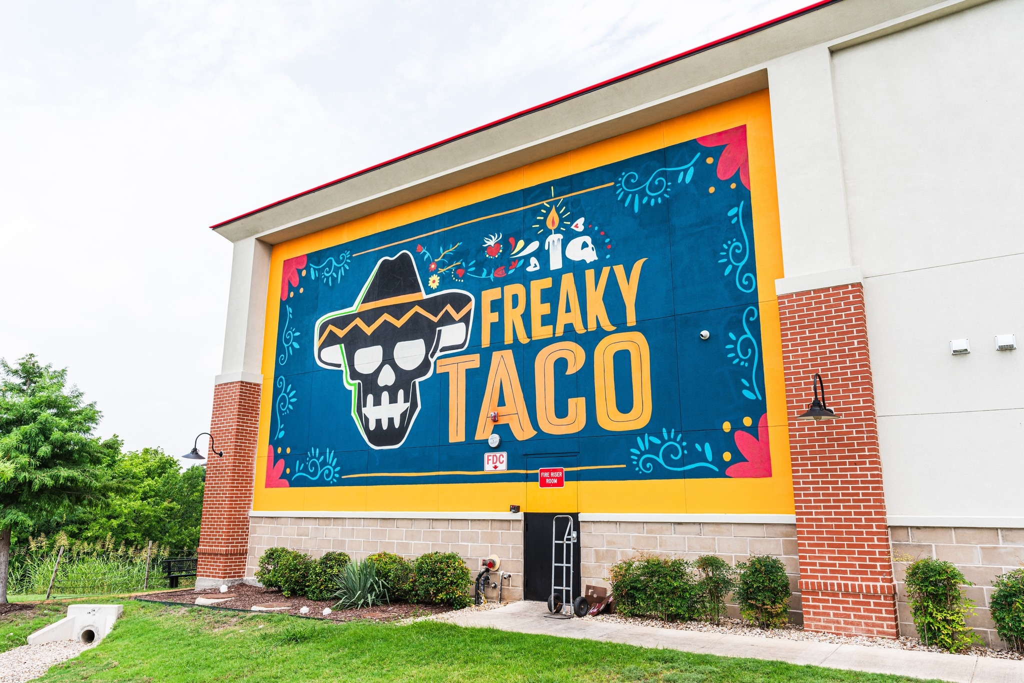 Freaky Taco logo
