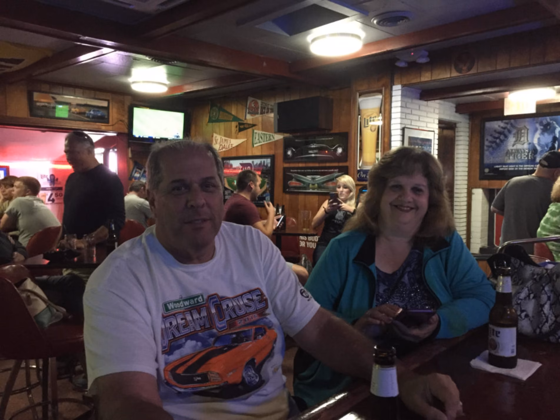 Tony's Sports Bar logo