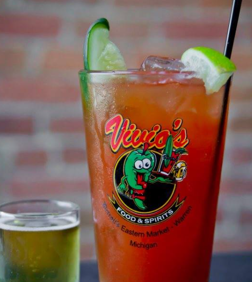Vivio's II Food & Spirits logo