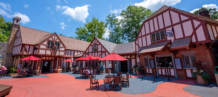 Squire's Grille logo