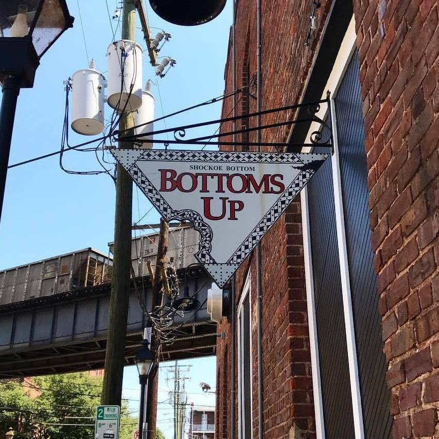 Bottoms Up Pizza logo