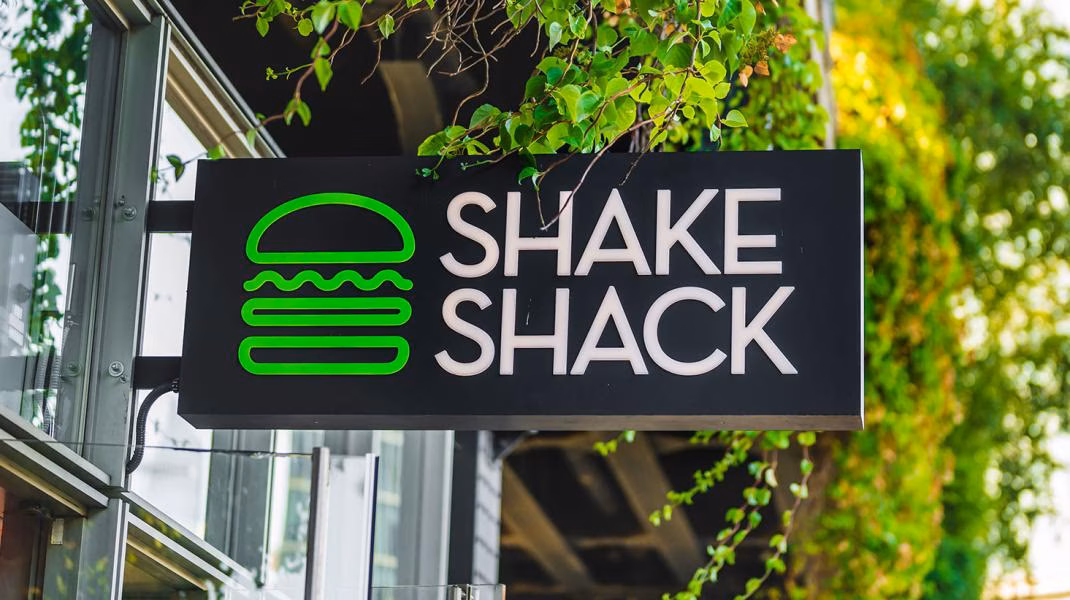 Shake Shack Waverly Place logo
