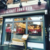 Zona Sur Bar Bistro logo