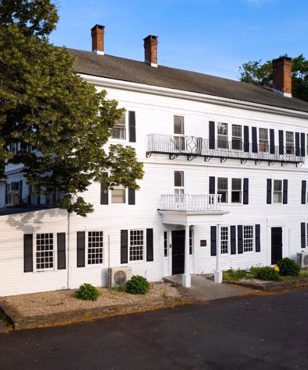 1754 House | Inn & Restaurant - Woodbury logo