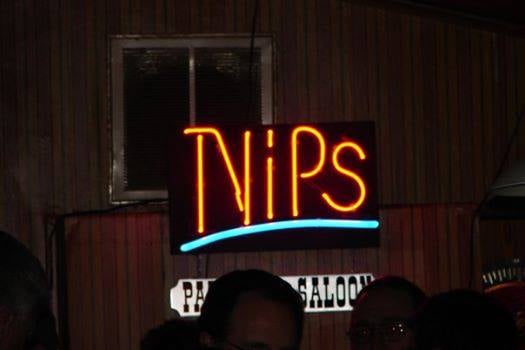 Nip's Park Avenue Saloon logo